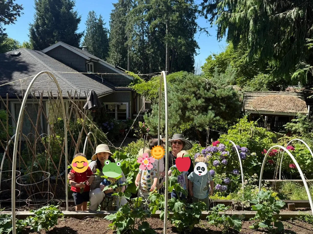 Visiting the vegetable garden with an educator